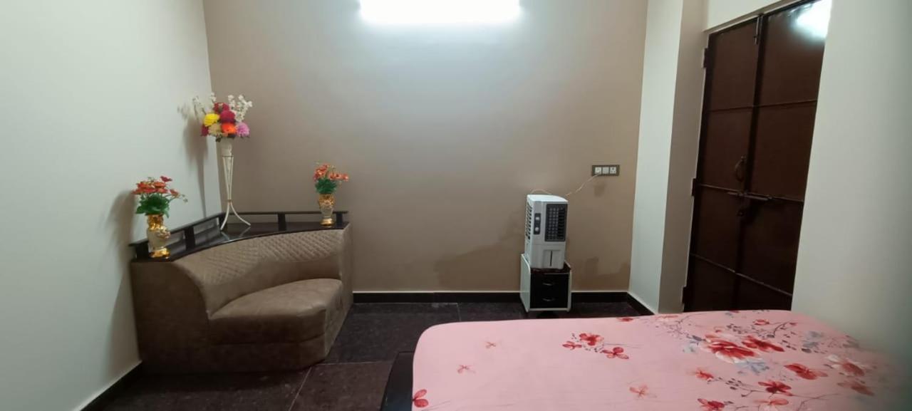 Ruqaiyah Manzil Hotell Hyderabad Exteriör bild